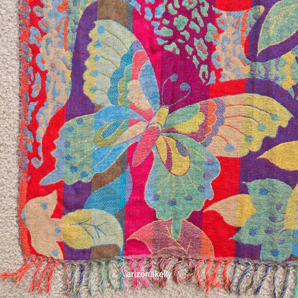 NWOT 100% Wool Woven Scarf Butterfly Flowers Colorful Vibrant - Picture 3 of 12